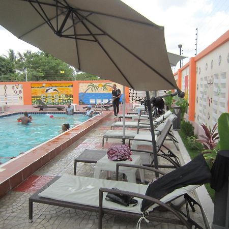 Jakicha Motel Dar es Salaam Buitenkant foto