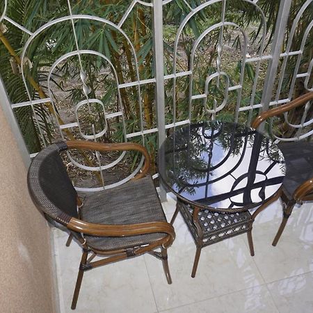 Jakicha Motel Dar es Salaam Buitenkant foto