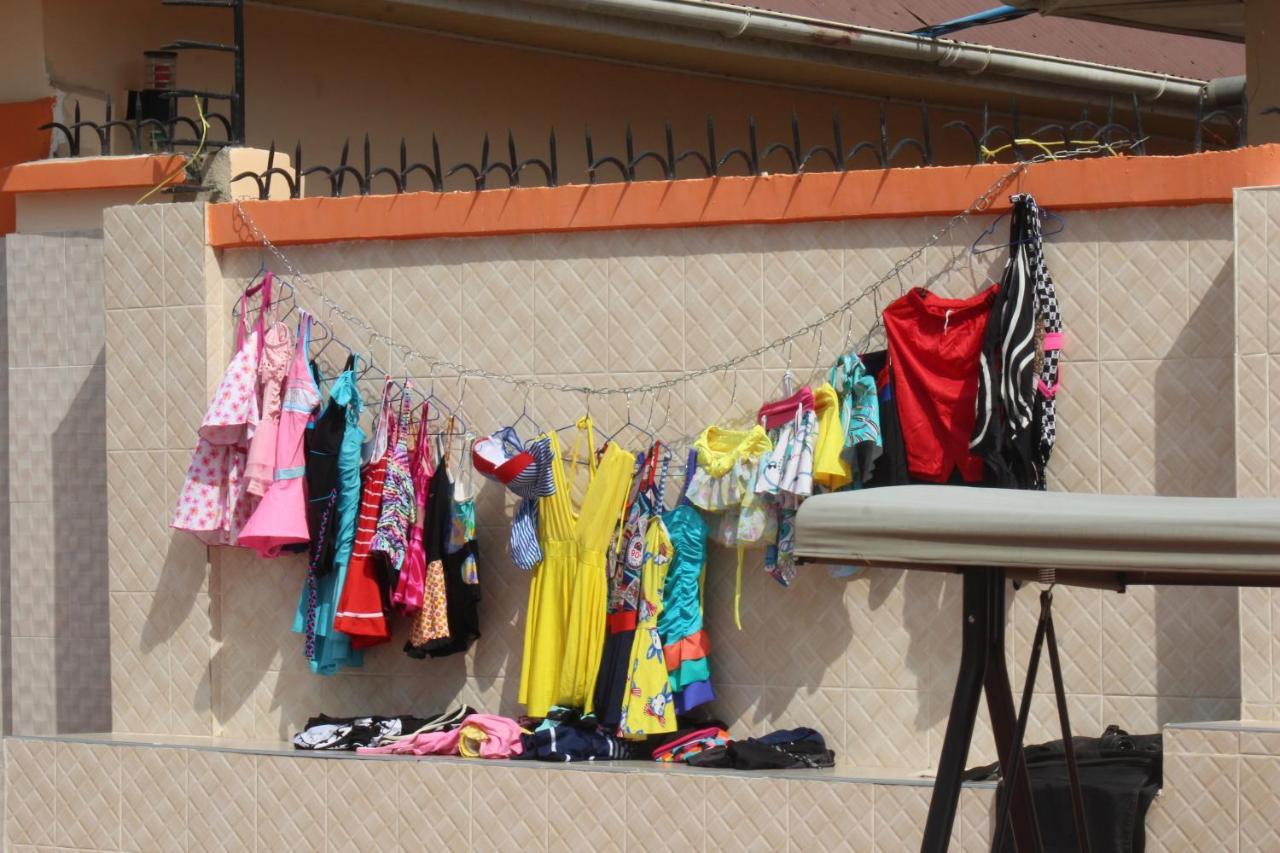 Jakicha Motel Dar es Salaam Buitenkant foto