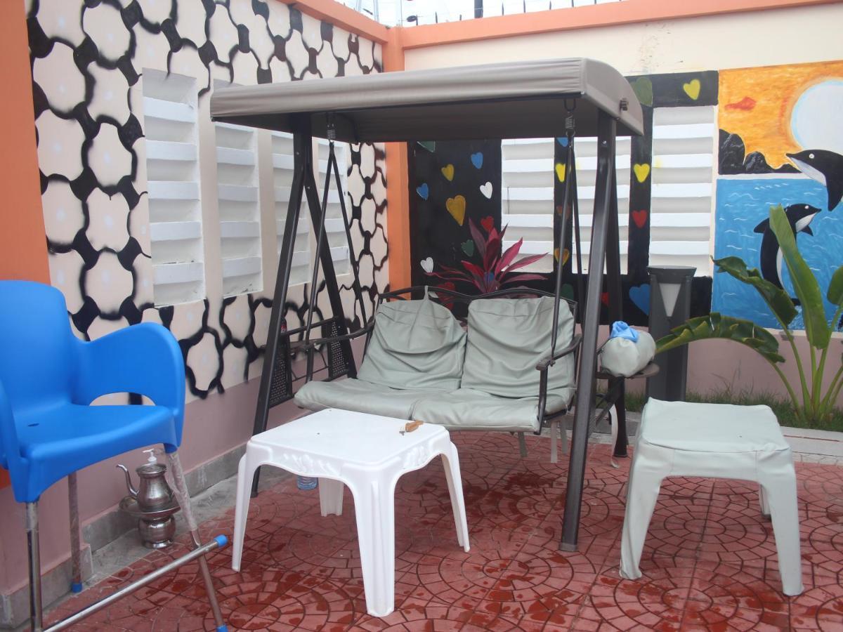 Jakicha Motel Dar es Salaam Buitenkant foto