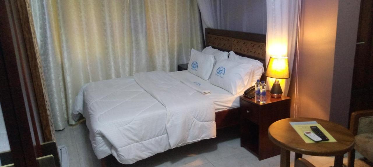 Jakicha Motel Dar es Salaam Buitenkant foto
