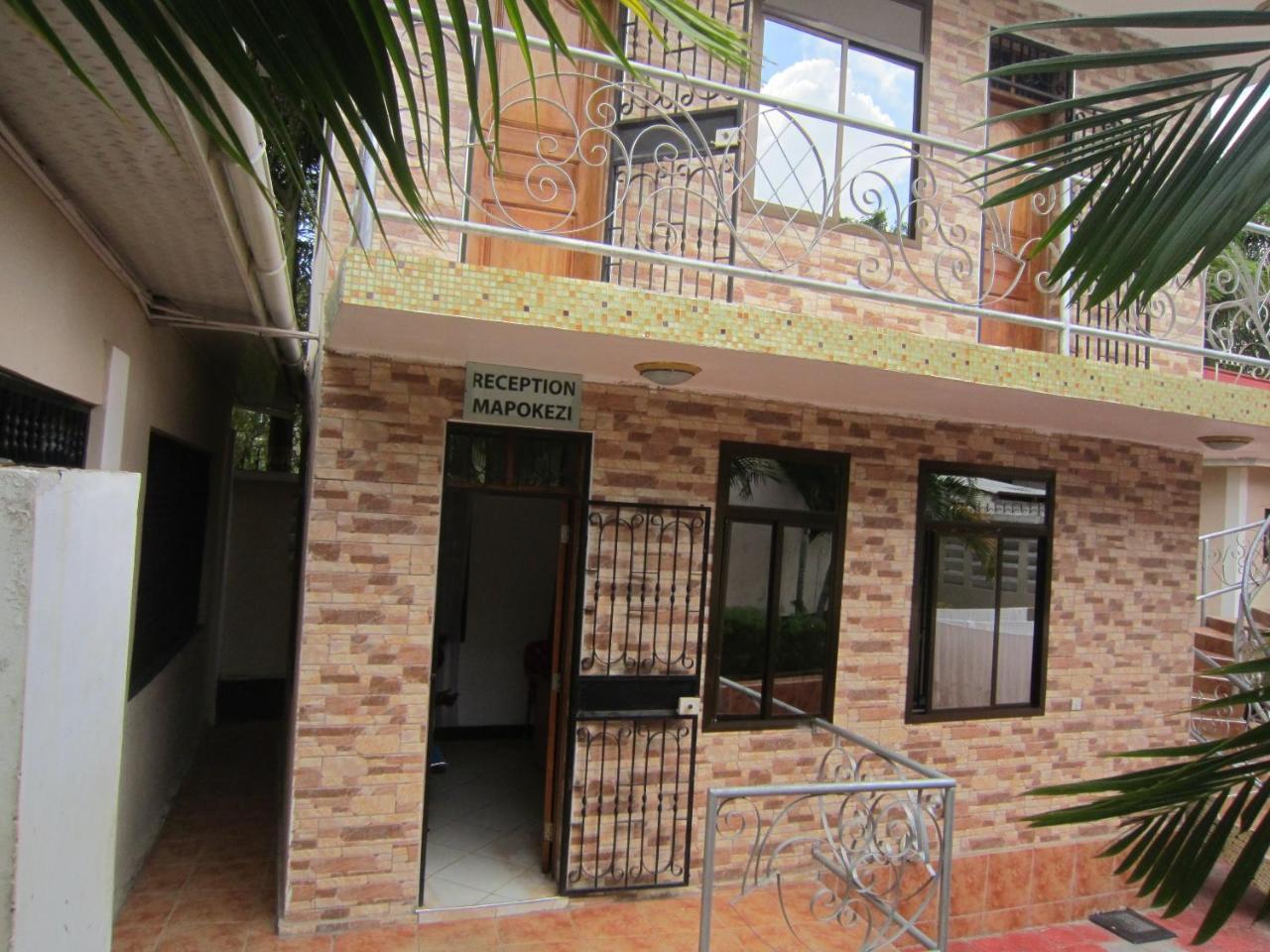 Jakicha Motel Dar es Salaam Buitenkant foto
